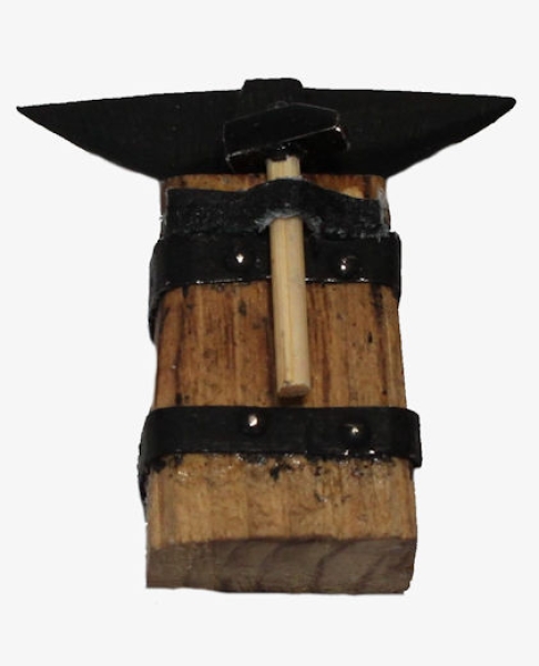 Amboss mit Hammer